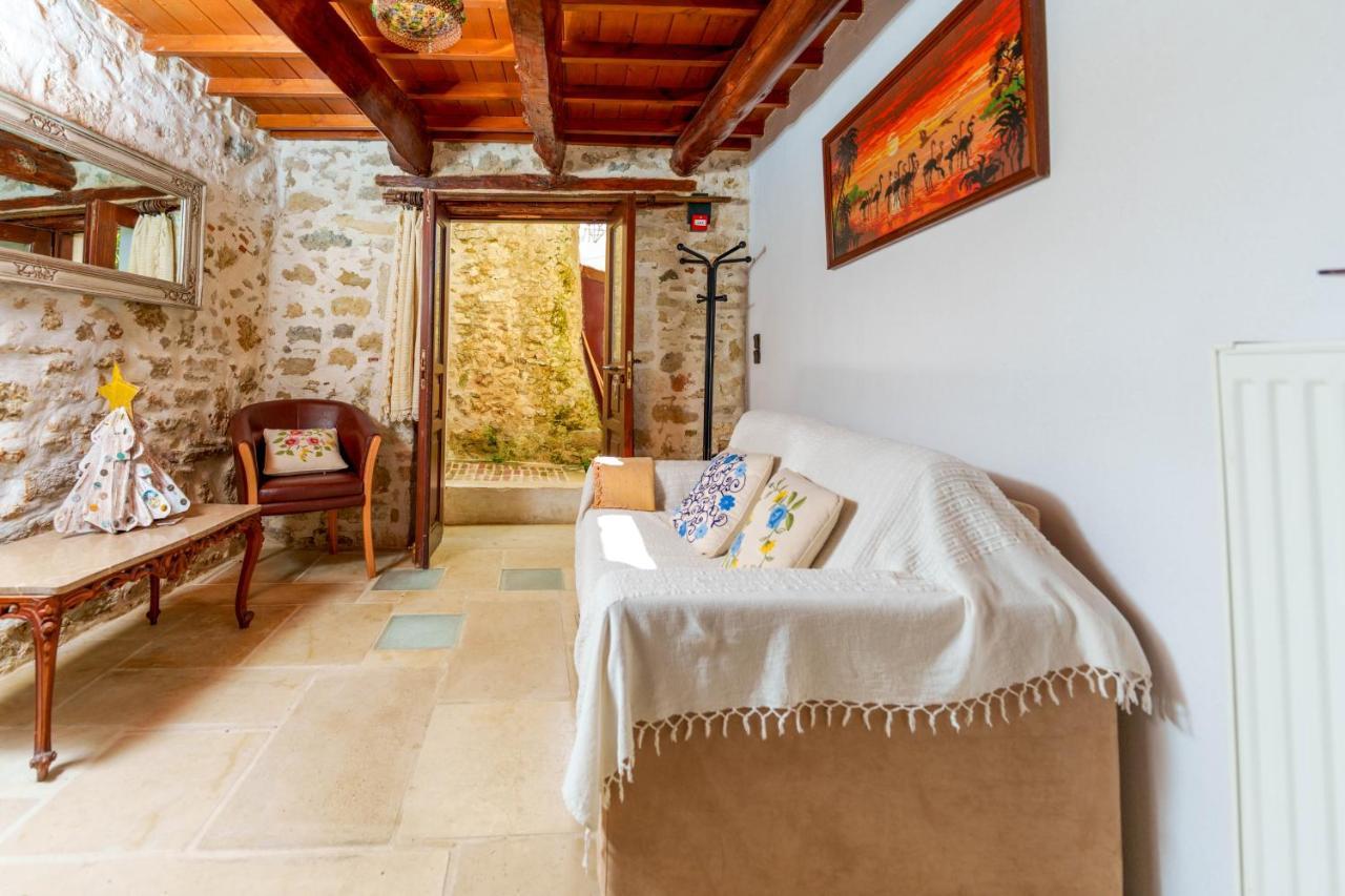 Traditional Cretan Houses,Agios Myronas ภายนอก รูปภาพ